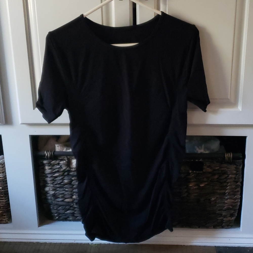 Black Seamless Tee